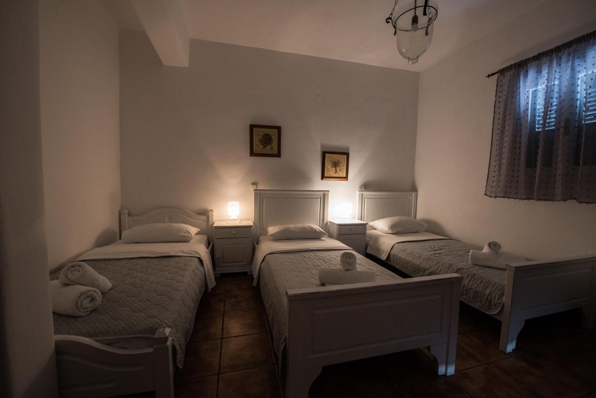 Ostria Studios & Apartments Aliki  Exterior photo
