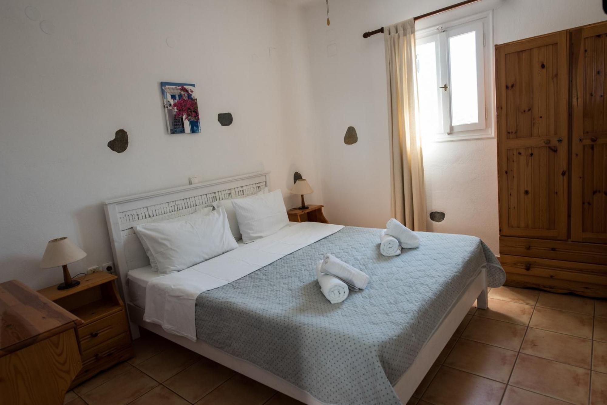 Ostria Studios & Apartments Aliki  Exterior photo