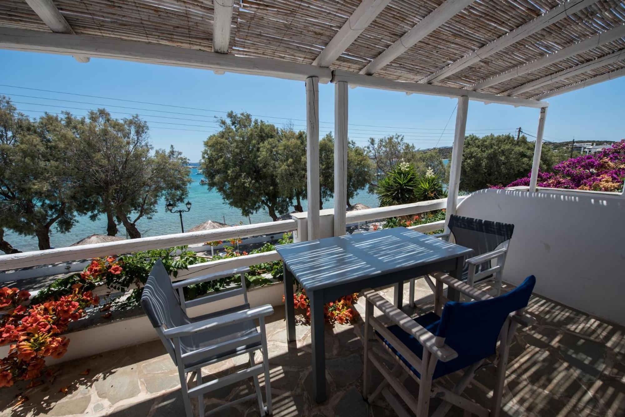 Ostria Studios & Apartments Aliki  Exterior photo