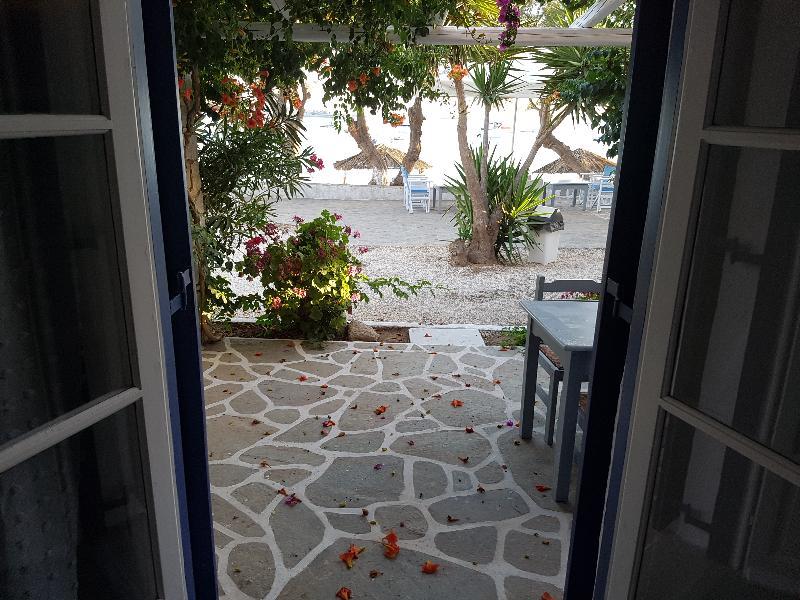 Ostria Studios & Apartments Aliki  Exterior photo